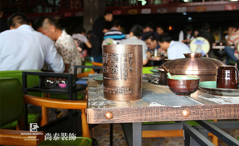 工業風餐飲裝修實景圖-御龍四季椰子雞