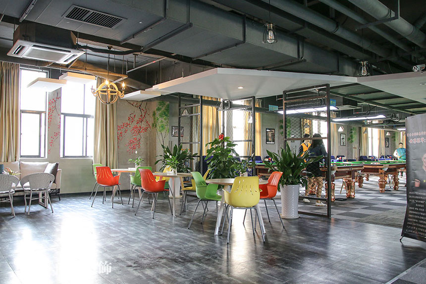 深圳網咖裝修設計,尚泰裝飾集團,深圳裝修公司