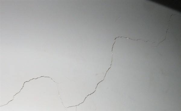 墻面開裂常見的五大原因以及解決辦法，果斷收藏了