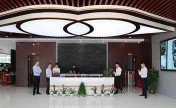 盛陽名車匯 | 380㎡新中式混搭風(fēng)名車展廳實景圖